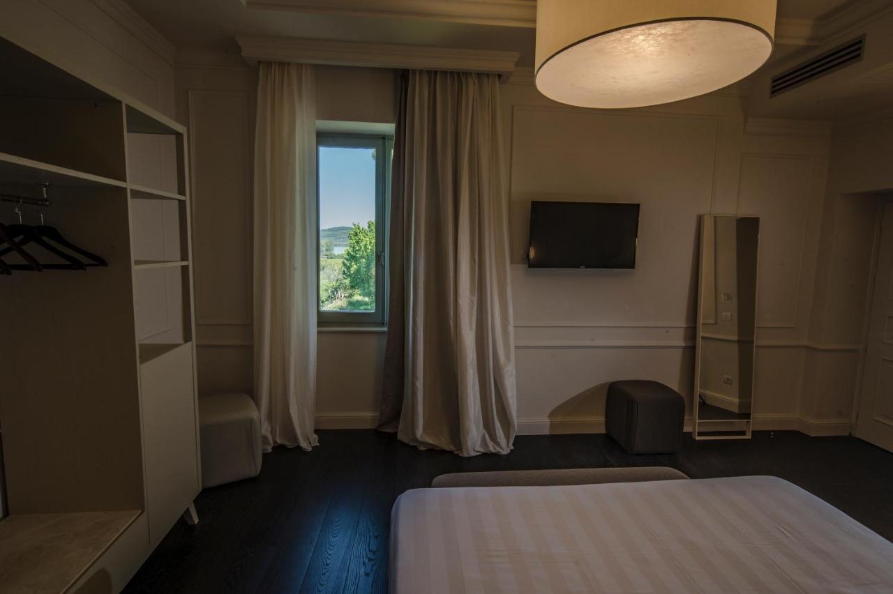 Isola Polvese Resort Castiglione del Lago Ngoại thất bức ảnh